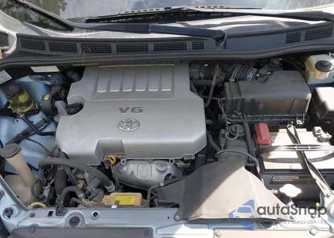 2010 Toyota Sienna Le z USA, uszkodzony, nr VIN 5TDKK4CC2AS327868